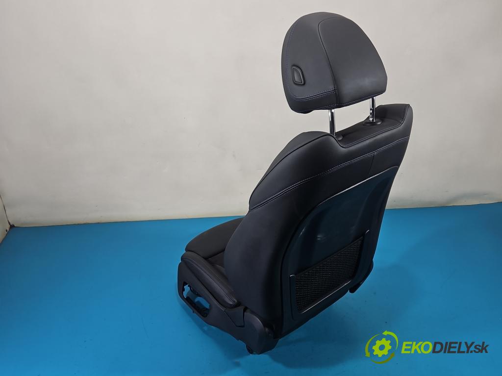 Bmw 3 G20 2018- 2.0 T 156 hp automatic 115 kW 1998 cm3 4- sedačke: komplet