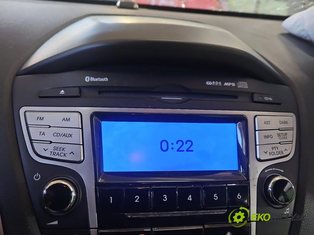 Hyundai Ix35 2.0 crdi 184hp manual 135 kW 1995 cm3 5- Radio originál 96160-2Y730TAN