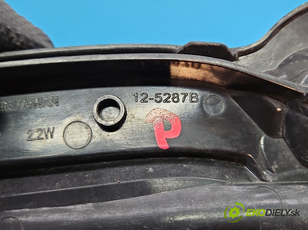 Volvo S60 II 2010-2018 2.5 T5 250 HP automatic 184 kW 2497 cm3 4- Svetlo: prevádzky pravé 12-5287