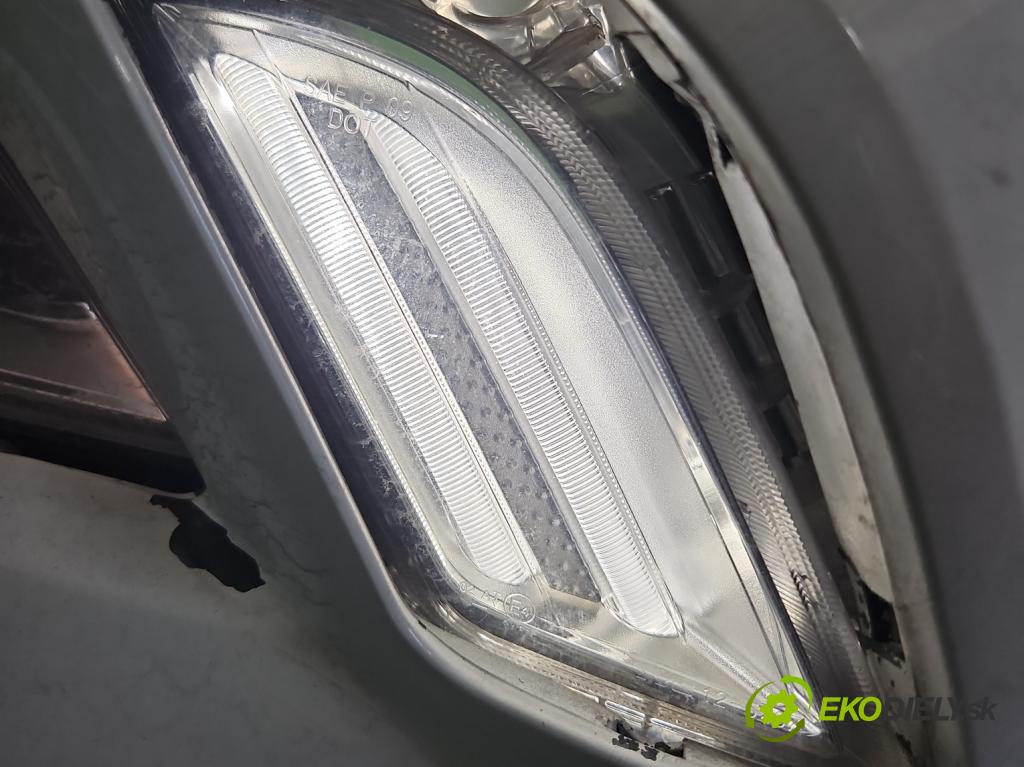 Volvo S60 II 2010-2018 2.5 T5 250 hp automatic 184 kW 2497 cm3 4- Světlo provozu denně pravé 12-5287