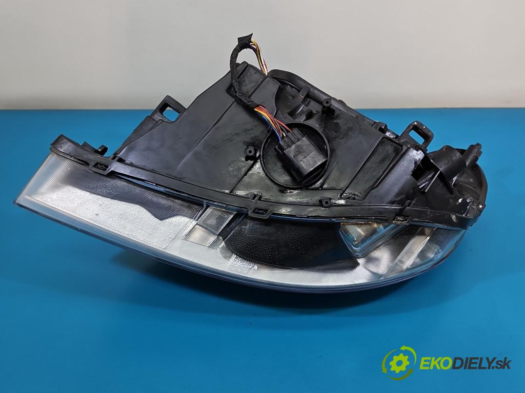Volvo S60 II 2010-2018 2.5 T5 250 HP automatic 184 kW 2497 cm3 4- Reflektor: pravý  (Svetlo predné pravé)