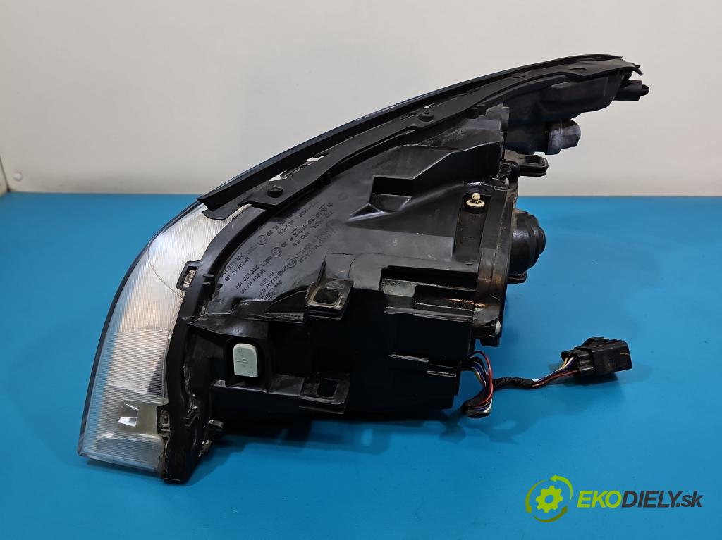 Volvo S60 II 2010-2018 2.5 T5 250 HP automatic 184 kW 2497 cm3 4- Reflektor: pravý  (Svetlo predné pravé)