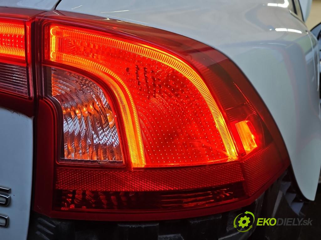 Volvo S60 II 2010-2018 2.5 T5 250 hp automatic 184 kW 2497 cm3 4- světlo zadní pravé 30796268 (Klika dveří ostatní)