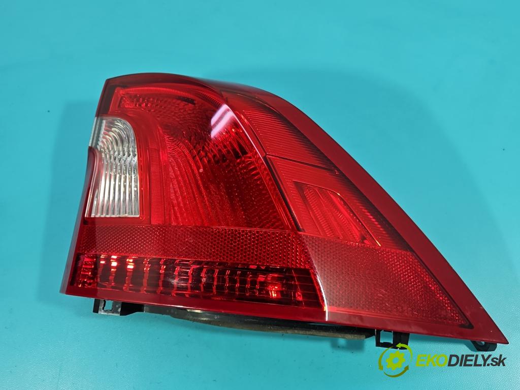 Volvo S60 II 2010-2018 2.5 T5 250 HP automatic 184 kW 2497 cm3 4- svetlo / reflektor zadné pravé 30796268 (Kľučka dverí ostatné)