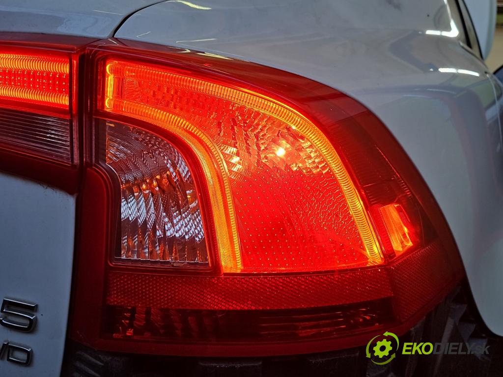 Volvo S60 II 2010-2018 2.5 T5 250 HP automatic 184 kW 2497 cm3 4- svetlo / reflektor zadné pravé 30796268 (Kľučka dverí ostatné)