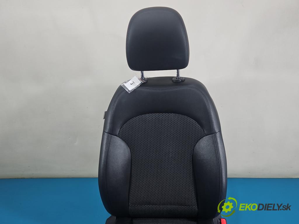 Hyundai Ix35 2.0 crdi 184hp manual 135 kW 1995 cm3 5- sedačke: komplet