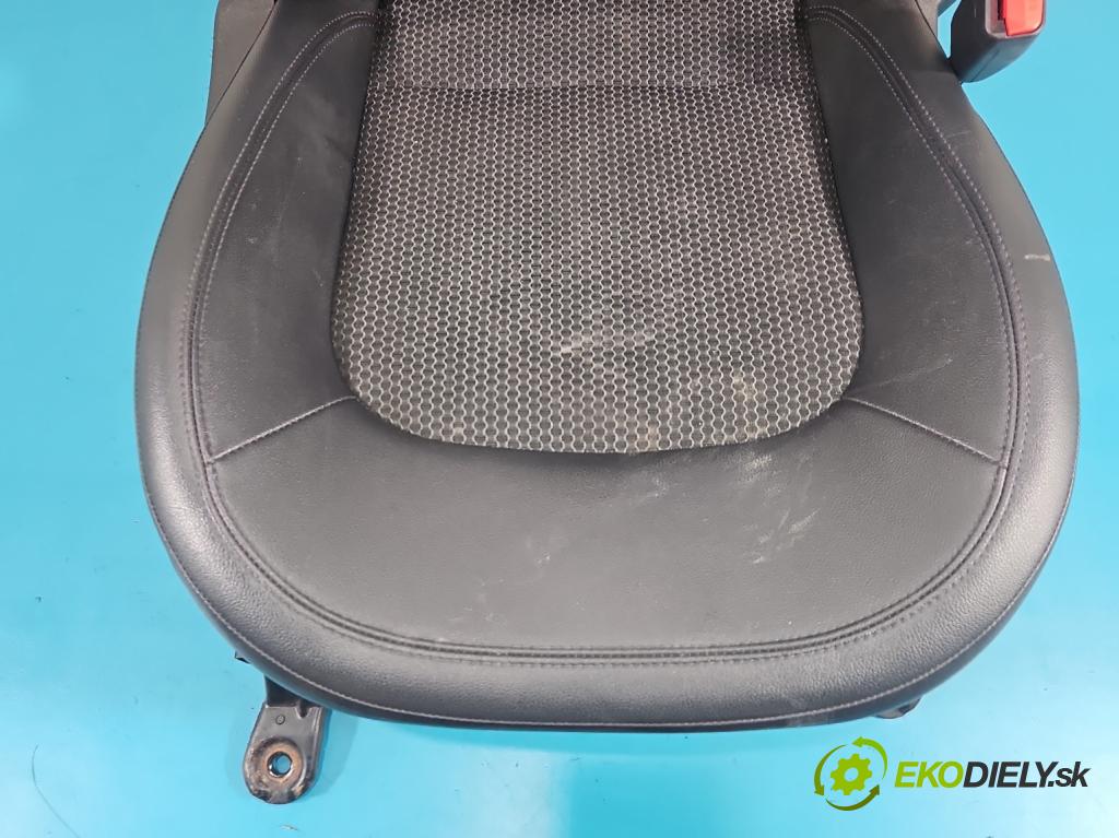 Hyundai Ix35 2.0 crdi 184hp manual 135 kW 1995 cm3 5- sedačke: komplet