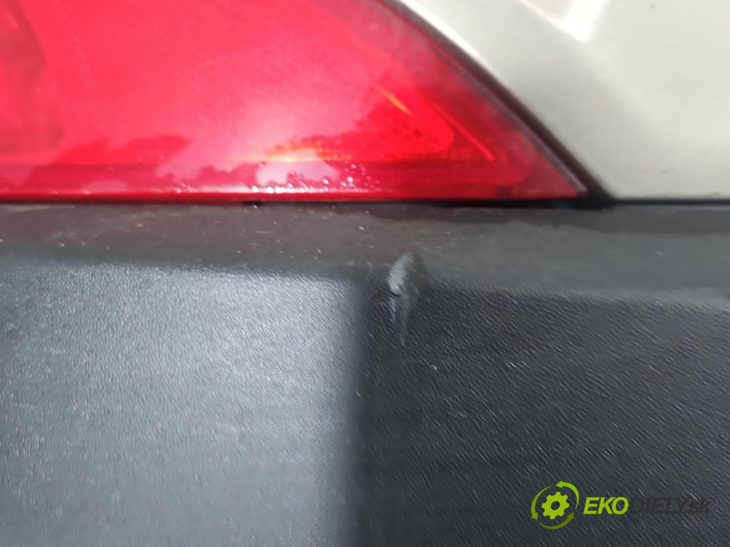 Hyundai Ix35 2.0 crdi 184hp manual 135 kW 1995 cm3 5- nárazník zadné 86631-2Y000 (Kľučka dverí ostatné)