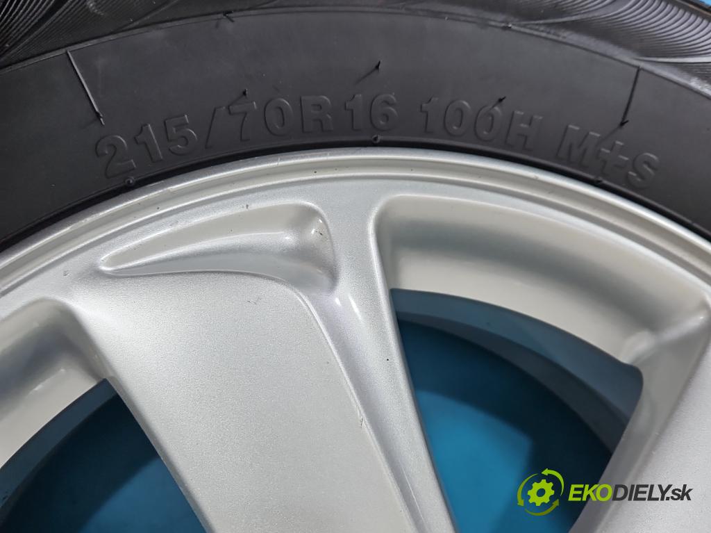 Hyundai Ix35 2.0 crdi 184hp manual 135 kW 1995 cm3 5- koleso rezervne 16"