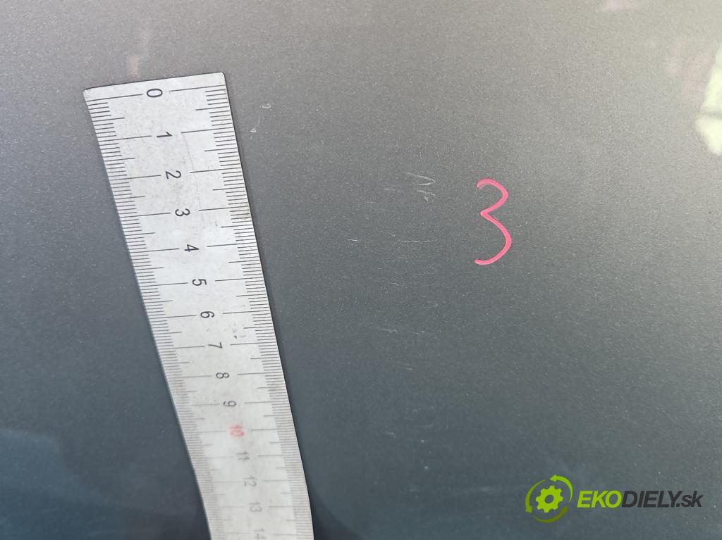 Hyundai Ix35 2.0 crdi 184hp manual 135 kW 1995 cm3 5- dvere predné ľavé (Kľučka dverí ostatné)