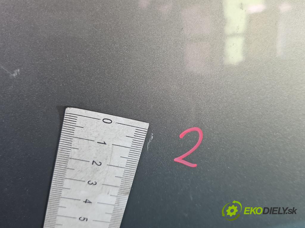 Hyundai Ix35 2.0 crdi 184hp manual 135 kW 1995 cm3 5- dvere predné ľavé (Kľučka dverí ostatné)