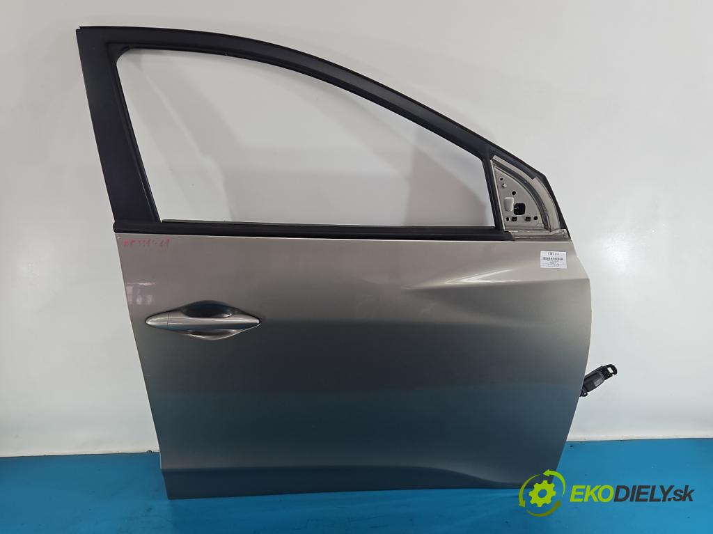 Hyundai Ix35 2.0 crdi 184 hp manual 135 kW 1995 cm3 5- dveře přední pravé  (Klika dveří ostatní)