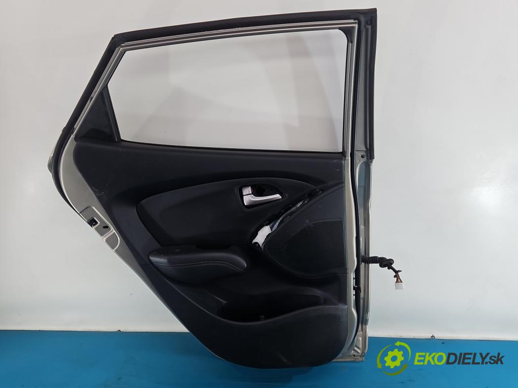 Hyundai Ix35 2.0 crdi 184hp manual 135 kW 1995 cm3 5- dvere zadné ľavé  (Kľučka dverí ostatné)
