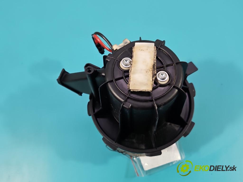 Audi A4 B8 2007-2015 2.0 TFSI 211KM automatic 155 kW 1984 cm3 5- ventilátor vzduchu 8K1820021