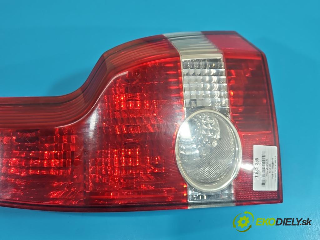 Volvo V50 2.0d 136 HP manual 100 kW 1997 cm3 5- svetlo / reflektor zadné pravé 30698921 (Kľučka dverí ostatné)