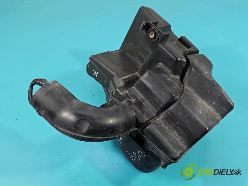 Volvo V50 2.0d 136 HP manual 100 kW 1997 cm3 5- obal 3M51-12A659-BE