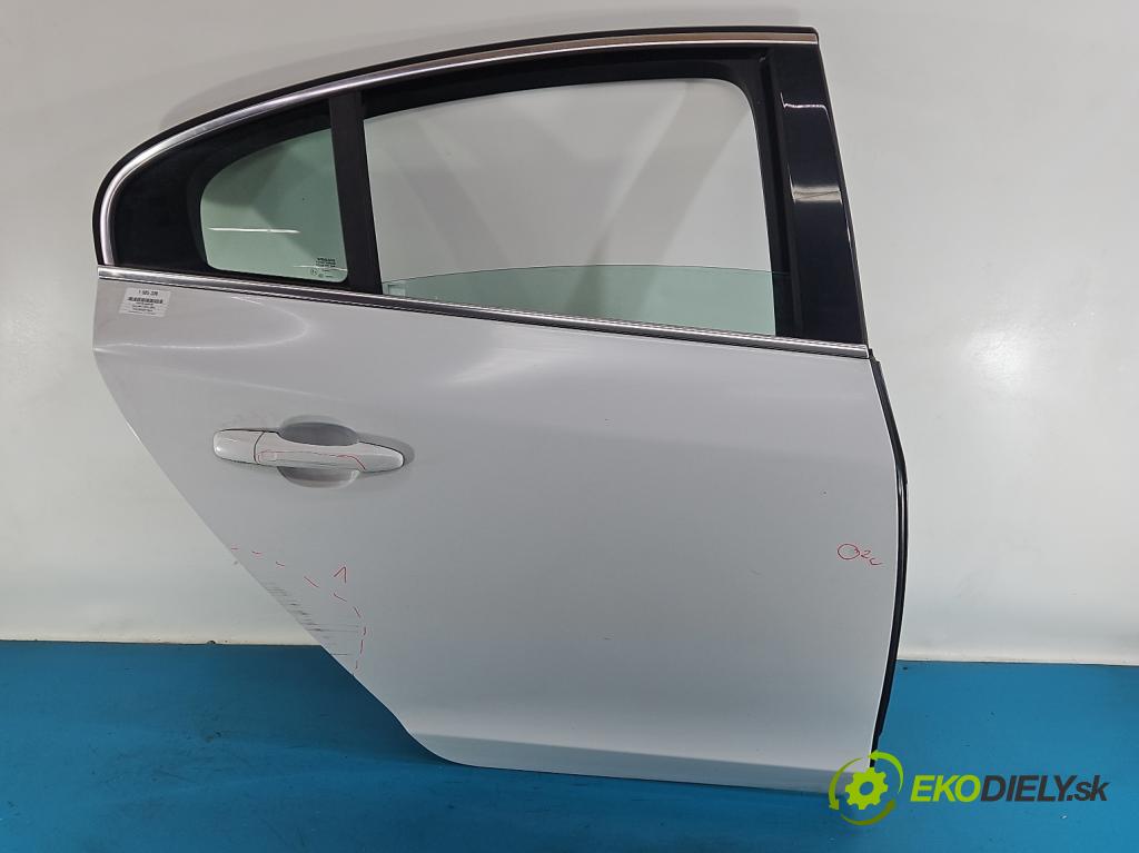 Volvo S60 II 2010-2018 2.5 T5 250 HP automatic 184 kW 2497 cm3 4- dvere zadné pravé  (Kľučka dverí ostatné)