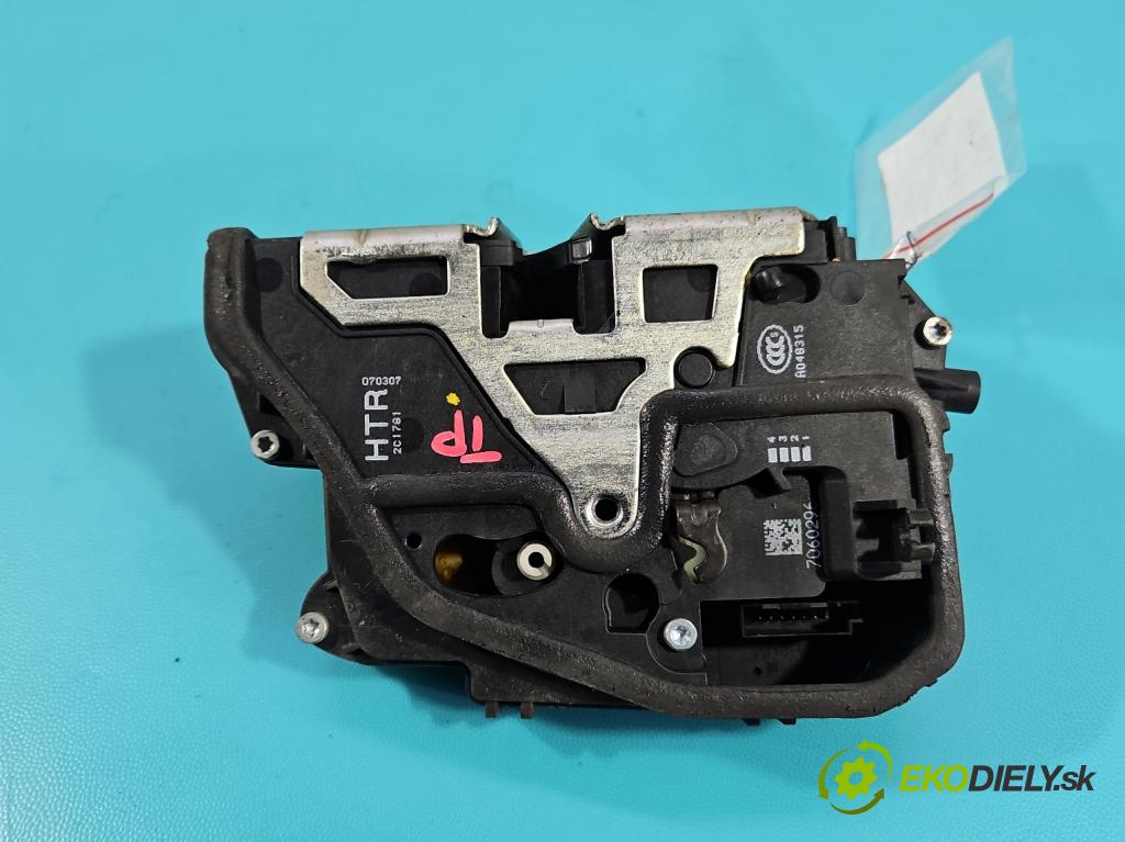 Bmw 3 E90 2005-2013 3.0d 231 HP automatic 170 kW 2993 cm3 5- zámok zadné pravý 7060296