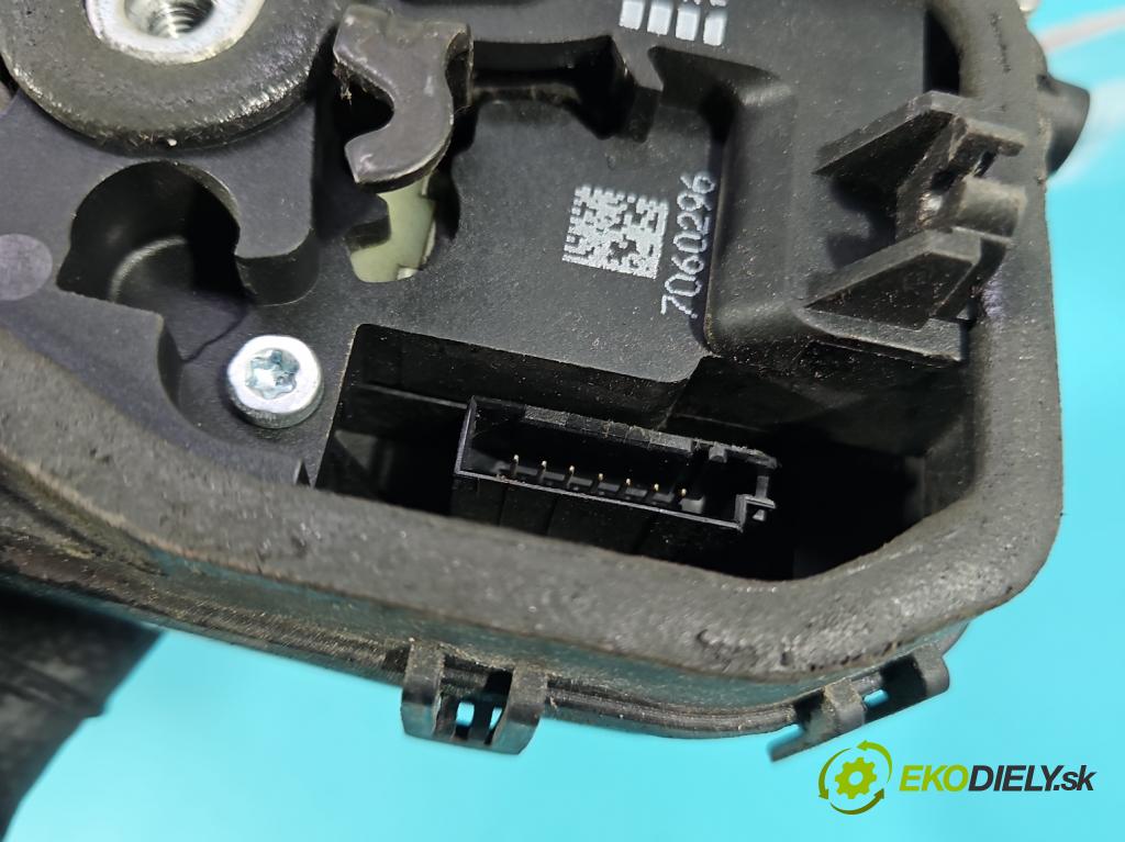 Bmw 3 E90 2005-2013 3.0d 231 HP automatic 170 kW 2993 cm3 5- zámok zadné pravý 7060296