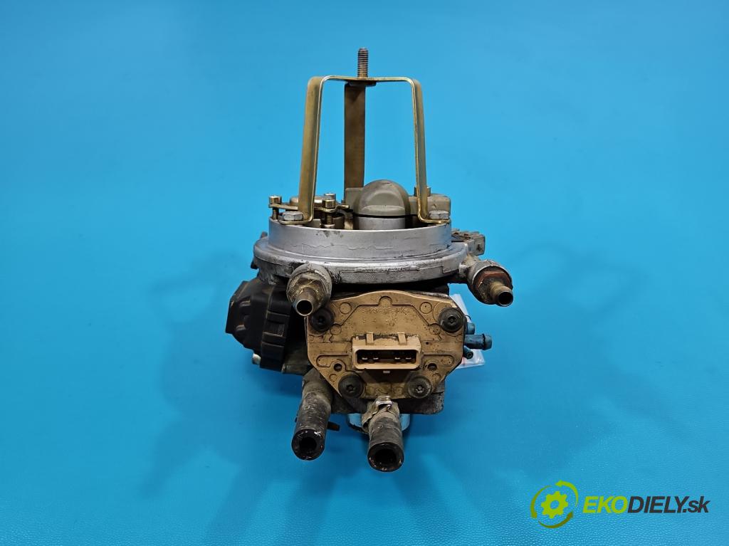 Fiat Uno 1.0 8V 46KM manual 34 kW 999 cm3 3- vstrekovač (Karburátor)