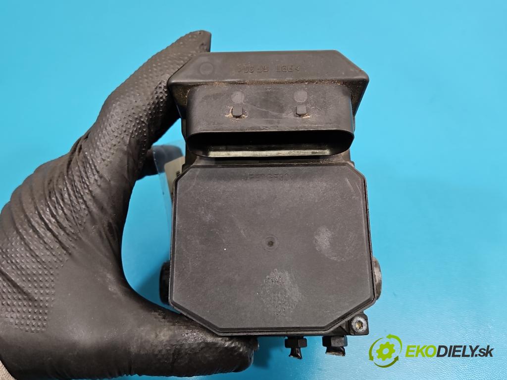 Audi A4 B6 2000-2004 1.9 tdi 131 HP manual 96 kW 1896 cm3 5- čerpadlo abs 0265950011 (Pumpa ABS)