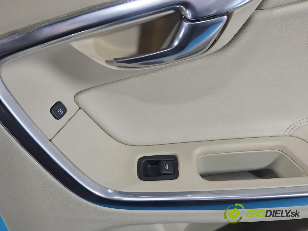 Volvo S60 II 2010-2018 2.5 T5 250 HP automatic 184 kW 2497 cm3 4- Čalounictví: dvere zadné pravé 1302150