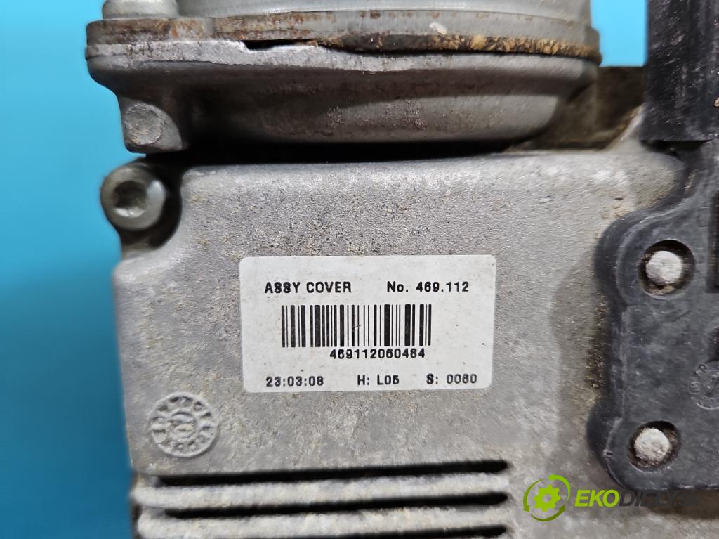 Audi A4 B8 2007-2015 2.0 TFSI 211KM automatic 155 kW 1984 cm3 5- motor stieračov predné 8K1955119