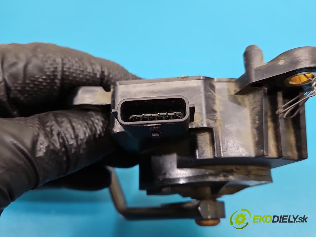 Renault Scenic II 2003-2009 1.6 16V 113 HP manual 83 kW 1598 cm3 5- pedal plyn potenciometr: 8200159647
