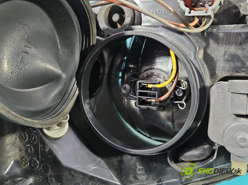 Nissan Primera P12 2001-2007 1.8 16V 116 HP manual 85 kW 1769 cm3 5- Reflektor: pravý  (Svetlo predné pravé)