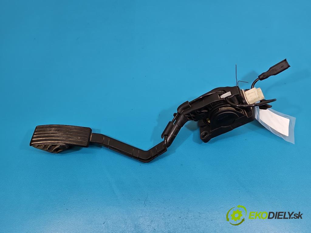 Peugeot 407 1.8 16V 125 HP manual 92 kW 1749 cm3 5- pedal plyn potenciometr: F00C3E2429