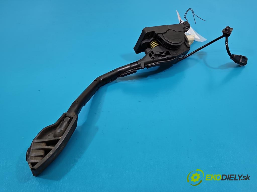 Peugeot 407 1.8 16V 125 HP manual 92 kW 1749 cm3 5- pedal plyn potenciometr: F00C3E2429