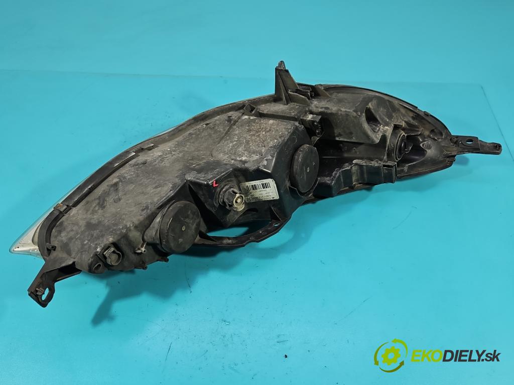 Peugeot 407 1.8 16V 125 HP manual 92 kW 1749 cm3 5- Reflektor: ľavý 0301213203 (Kľučka dverí ostatné)