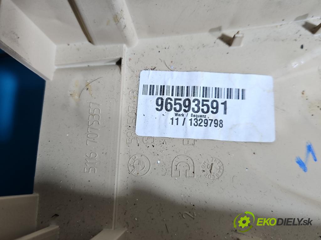 Bmw 3 E90 2005-2013 3.0d 231 HP automatic 170 kW 2993 cm3 5- operadlo 96593591 (Lakťová opierka)