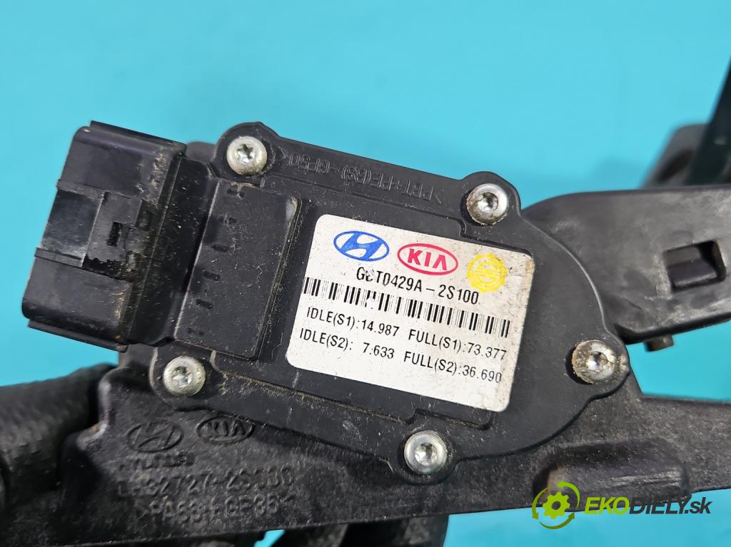 Hyundai Ix35 2.0 crdi 184hp manual 135 kW 1995 cm3 5- pedal plyn potenciometr: 32727-2S000