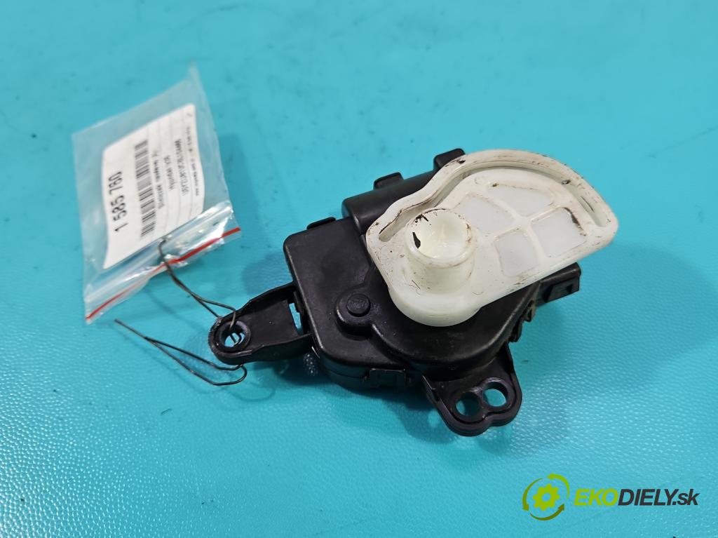 Hyundai Ix35 2.0 crdi 184 hp manual 135 kW 1995 cm3 5- motorek topení