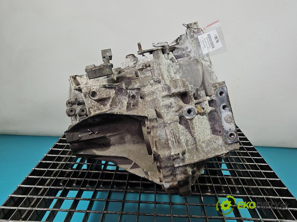 Toyota Auris II 2012-2018 1.6 16V 132  HP manual 97 kW 1598 cm3 5- prevodovka stupeň,rýchlosť manual 31115-05031