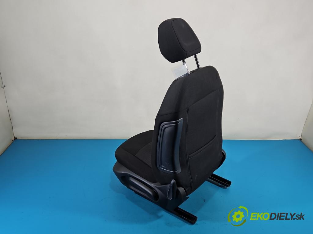 Peugeot 301 1.6 hdi 99 HP manual 73 kW 1560 cm3 4- Sedačka ľavý  (Sedadlo)