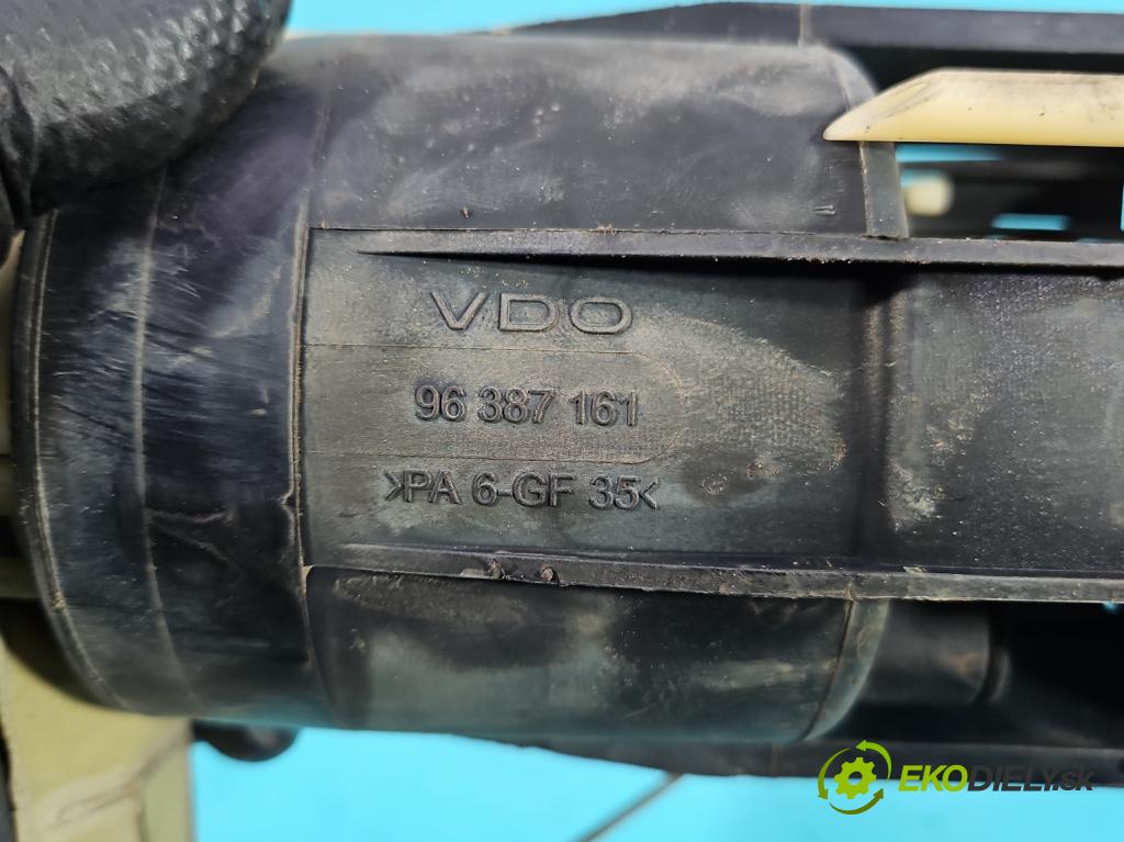 Suzuki Wagon R+ 1.3 16V 76 HP manual 56 kW 1298 cm3 5- čerpadlo palivo 96387161