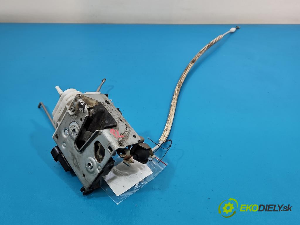 Audi A4 B5 1994-2001 1.9 tdi 110 hp manual 81 kW 1896 cm3 4- zámek přední levý 8D1837015F