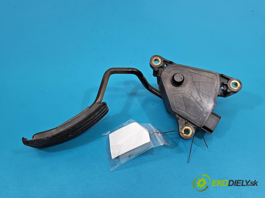 Renault Clio III 2005-2012 1.2 16V 75 hp manual 55 kW 1149 cm3 5- pedal plyn: potenciometr: 8200297335