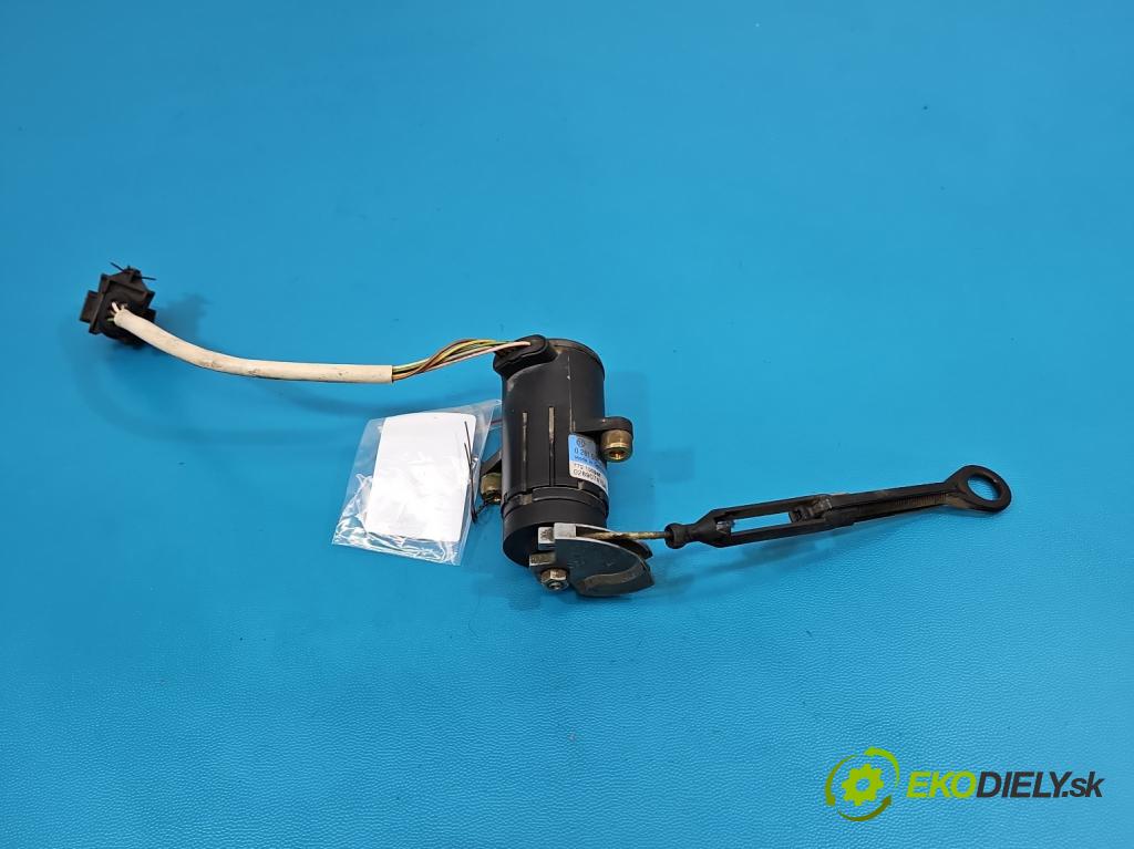 Audi A4 B5 1994-2001 1.9 tdi 110 hp manual 81 kW 1896 cm3 4- pedal plyn: potenciometr: 0281002289
