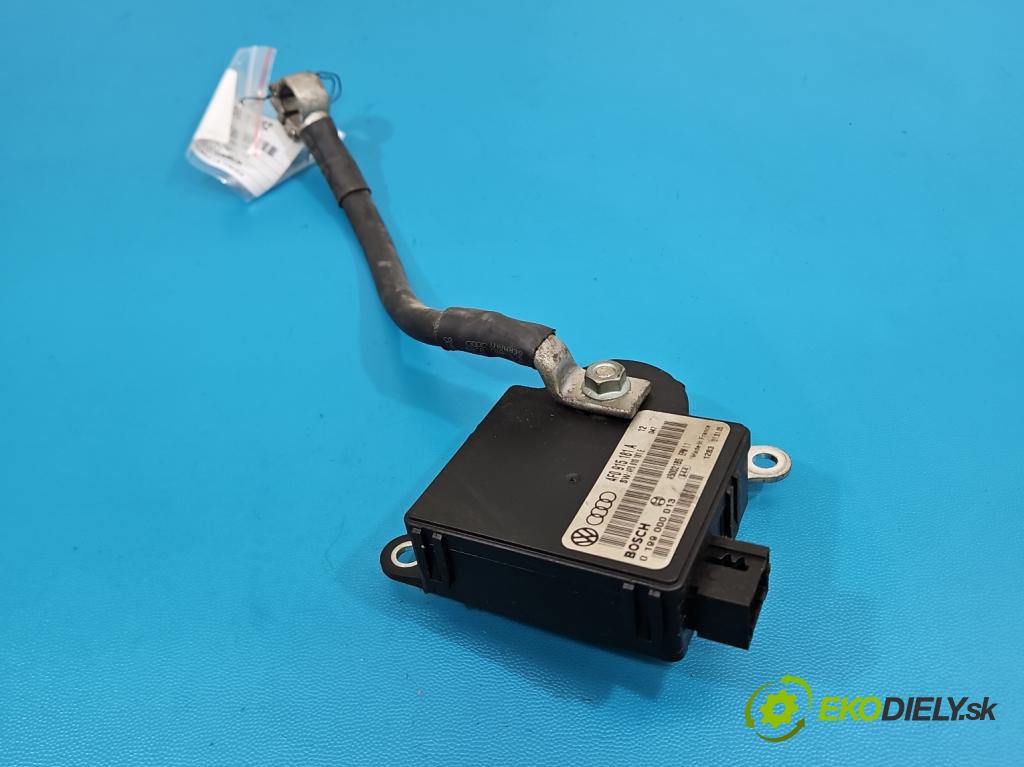 Audi A6 C6 2004-2011 2.0 tdi 140 HP manual 103 kW 1968 cm3 4- kontakt mínus: 4F0915181A