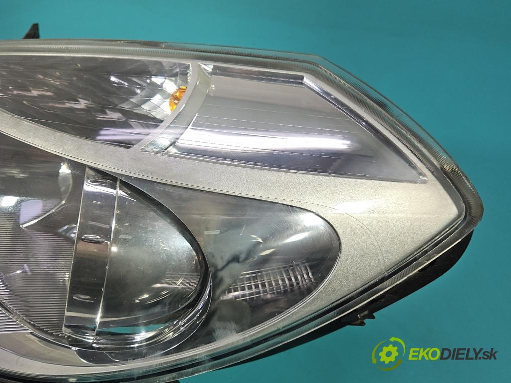 Renault Clio III 2005-2012 1.2 16V 75 HP manual 55 kW 1149 cm3 5- Reflektor: ľavý  (Kľučka dverí ostatné)