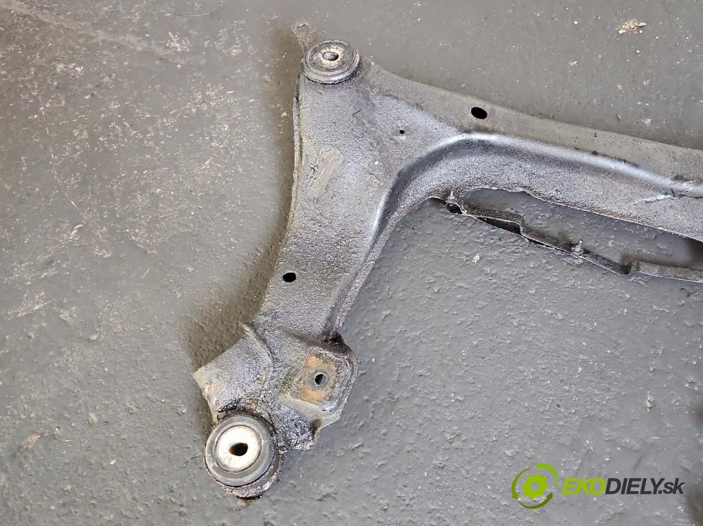 Audi A4 B5 1994-2001 1.9 tdi 110 hp manual 81 kW 1896 cm3 4- výztuha motoru