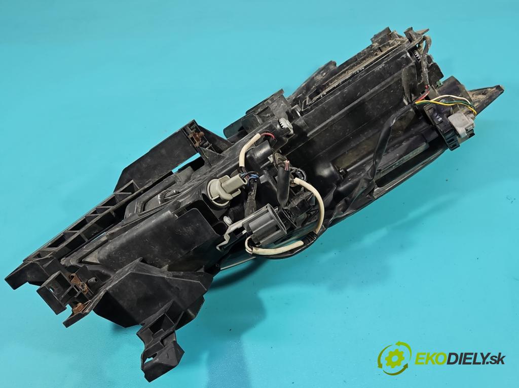 Mazda 6 II GH 2007-2012 2.2 citd 163 HP manual 120 kW 2184 cm3 5- Reflektor: ľavý DEPO 216-1155L (Kľučka dverí ostatné)
