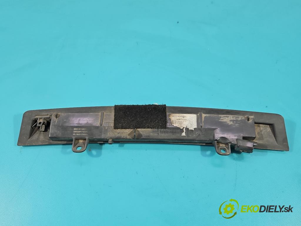 Citroen DS4 2011-2015 2.0 hdi RH02 163 HP manual 120 kW 1997 cm3 5- světlo: stop: 89093538
