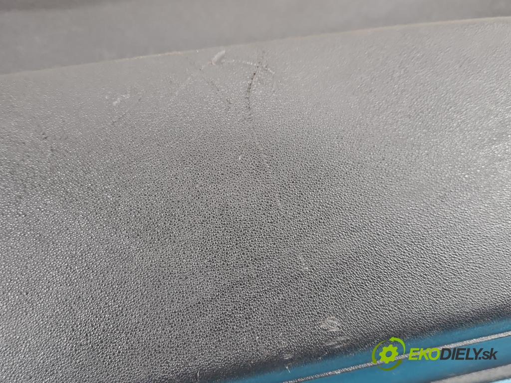 Citroen DS4 2011-2015 2.0 hdi 163 HP manual 120 kW 1997 cm3 5- Čalounictví: dvere predné ľavé