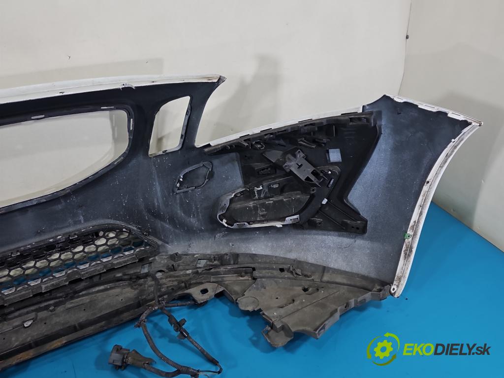 Volvo S60 II 2010-2018 2.5 T5 250 hp automatic 184 kW 2497 cm3 4- nárazník přední  (Klika dveří ostatní)