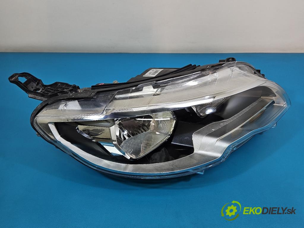 Peugeot 301 1.6 hdi 99 HP manual 73 kW 1560 cm3 4- Reflektor: pravý 9817296980 (Svetlo predné pravé)