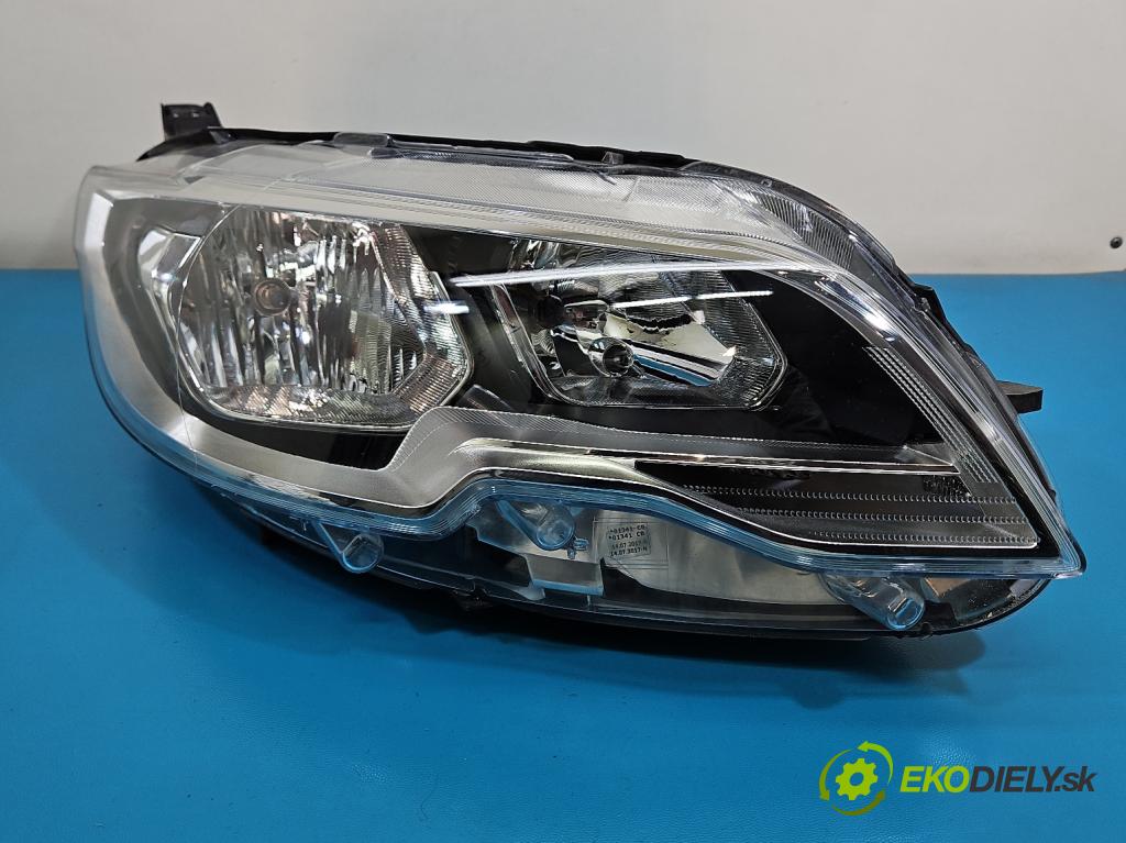 Peugeot 301 1.6 hdi 99 HP manual 73 kW 1560 cm3 4- Reflektor: pravý 9817296980 (Svetlo predné pravé)